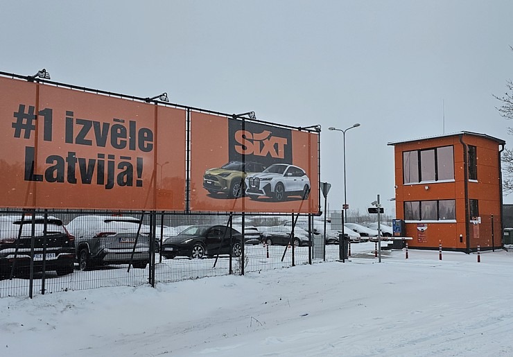 Apceļojam sniegoto Latviju ar auto nomas «Sixt Latvija» spēkratu «Tesla Y Long Range AWD» 349148