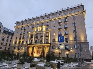 «Grand Hotel Kempinski Riga» atklāj austriešu mākslinieka Leo Štopfera (Leo Stopfer) gleznu izstādi par baleta tēmu 30