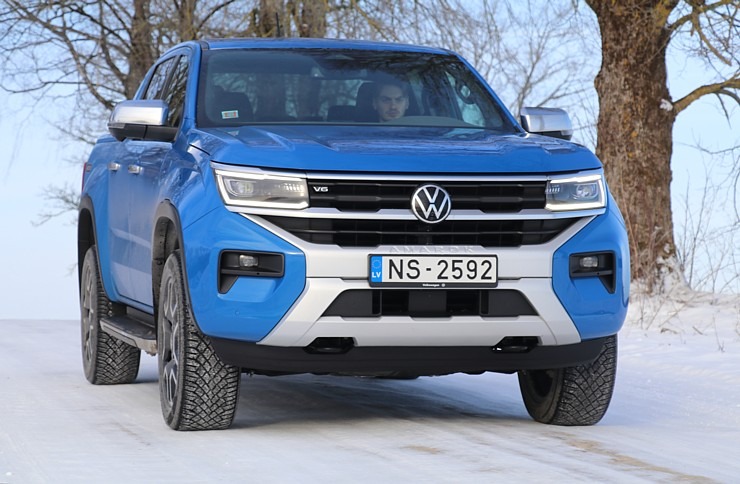 Apceļojam Latviju ar otrās paaudzes 6 cilindru jaudīgo «VW Amarok» 350096