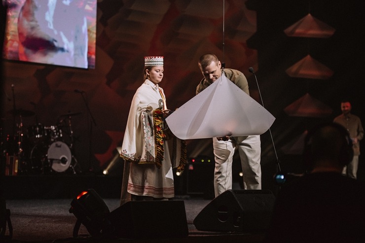 Skati latgaliešu kultūras gada balvas «Boņuks 2023» pasniegšanu. Foto: Dagnija Bernāne / Latgales vēstniecība GORS 350485