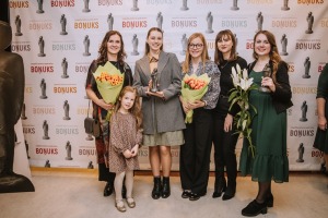 Skati latgaliešu kultūras gada balvas «Boņuks 2023» pasniegšanu. Foto: Dagnija Bernāne / Latgales vēstniecība GORS 42