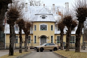 Travelnews.lv apceļo Latviju ar 340 zirgspēku jaudīgo «Audi Q8» 6