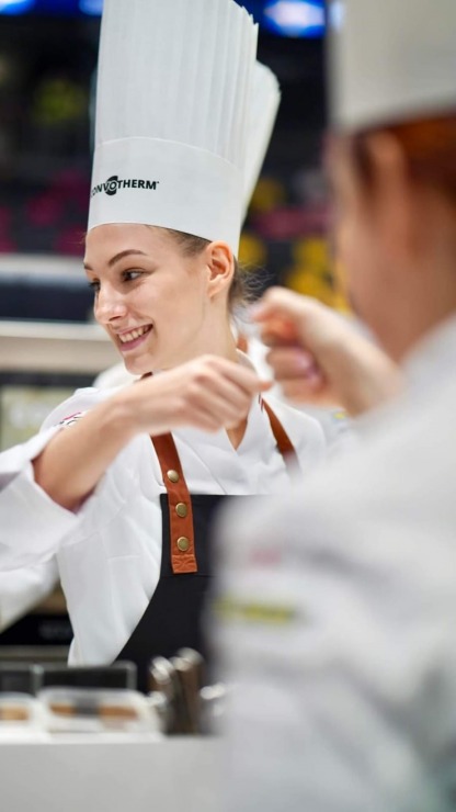 Latvijas pavāru komanda izcīnīja 12. vietu starp labākajām Eiropas un Pasaules komandām Tronheimā Norvēģijā. Foto: Latvijas Pavāru klubs un Bocuse d’O 351309