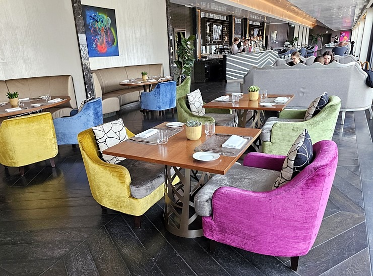 Vecrīgas «Grand Hotel Kempinski Riga» restorāns «Stage 22» piedāvā jaunu pavasara garšu pasauli 353427