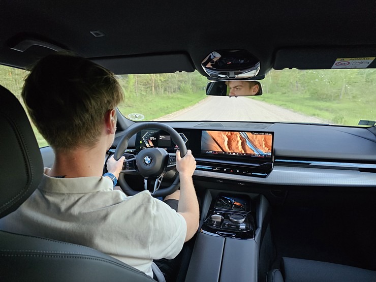 Travelnews.lv sadarbībā ar auto nomu «Sixt Latvija» BMW 520d apceļo Latviju 354616