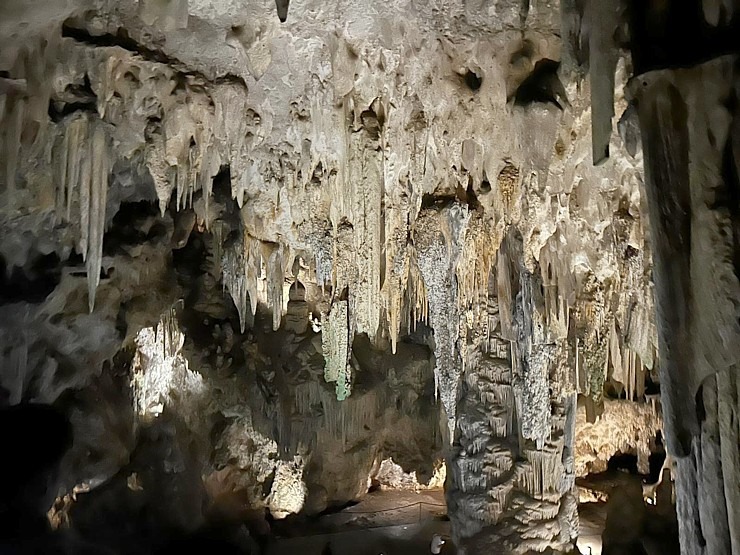 Travelnews.lv apmeklē tūristu iecienītās Nerjas alas (Cueva de Nerja) Malagas provincē 354917