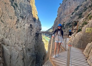 Travelnews.lv iziet slavenu Karaļa taku El Caminito del Rey gar kanjona malu Spānijas dienvidos 13