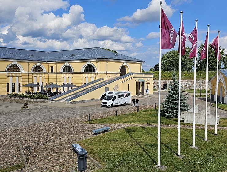 Auto noma «AVIS Latvia» šogad piedāvā kemperu nomu un Travelnews.lv to izmanto ceļojumā uz Latgali 355434