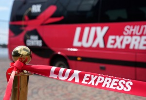 «Lux Express» sāk pasažieru pārvadājumus maršrutā no Rīgas centra uz RIX lidostu. Foto: Edijs Pālens 10