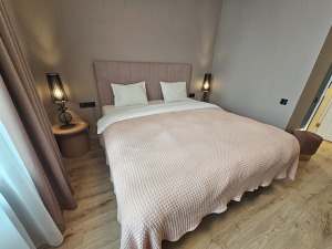 Travelnews.lv Rīgā iepazīst jaunu 4 zvaigžņu apartamentu viesnīcu «Aparthotel Amella» 24