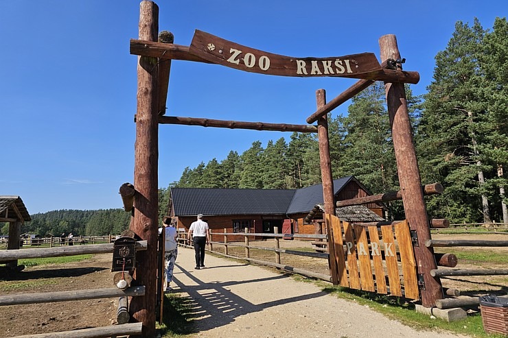 Travelnews.lv apmeklē «Rakšu» brīvdabas ZOO Cēsu n