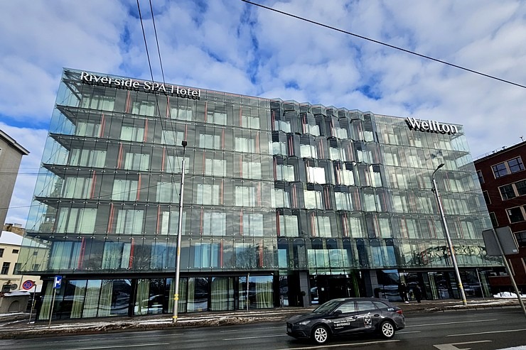 Vecrīgas viesnīcā «Wellton Riverside Spa Hotel» pu