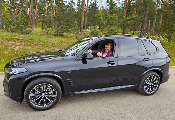 Sadarbībā ar auto nomu «Sixt Latvija» ceļojam ar vāģi «BMW X5» uz Latgali 370980