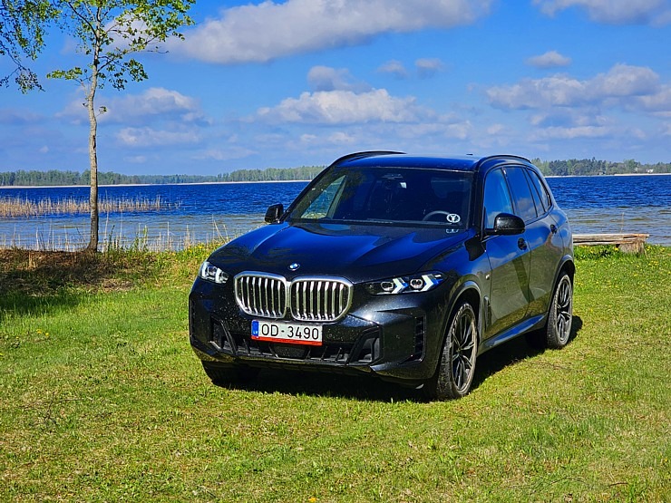 Sadarbībā ar auto nomu «Sixt Latvija» ceļojam ar vāģi «BMW X5» uz Latgali 370955