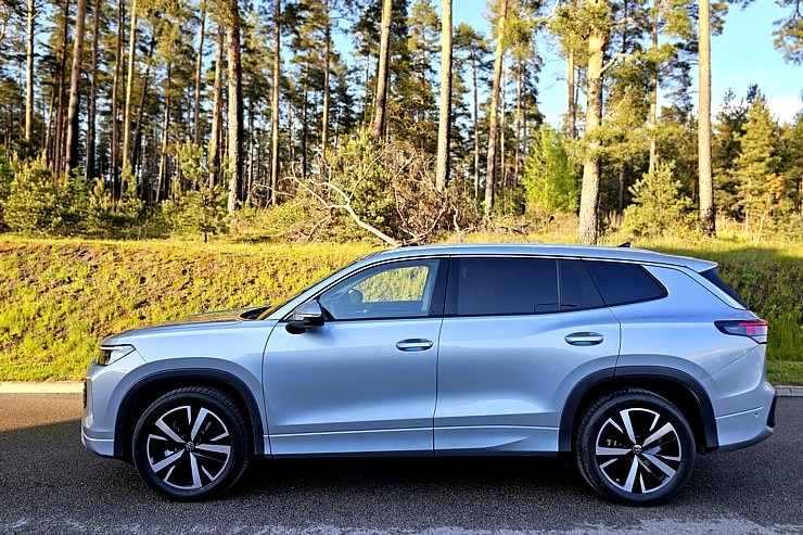 Apceļojam Latviju ar jauno un 7-vietīgo «VW Tayron