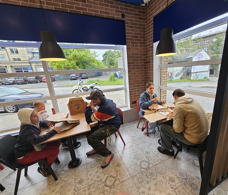 Rīgas «K. K. fon Stricka villas» tuvumā atver jaunu «Dominos Pizza» picēriju 372374