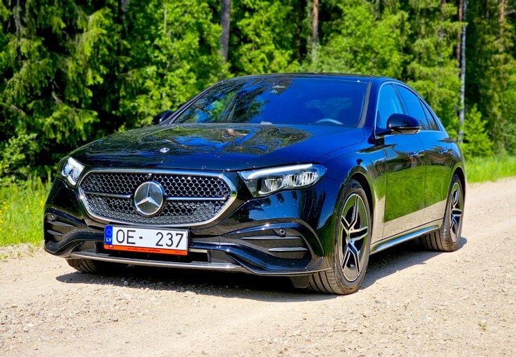 Sadarbībā ar auto nomu «SIXT Latvija» un «Mercedes-Benz E 200 Sedan» ceļojam uz Balvu novadu pēc Jāņu garšām Sadarbībā ar auto nomu «SIXT Latvija» un «Mercedes-Benz E 200 Sedan» ceļojam uz Balvu novadu pēc Jāņu garšām 372775