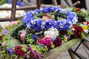 Rīgas Doma laukumā norisinās ikgadējais Zāļu tirgus 12