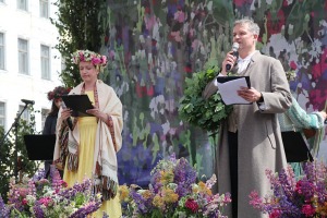 Rīgas Doma laukumā norisinās ikgadējais Zāļu tirgus 37