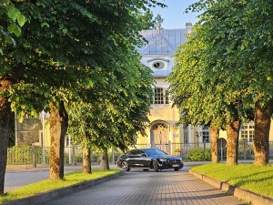 Sadarbībā ar auto nomu «SIXT Latvija» un «Mercedes-Benz E 200 Sedan» apceļojam Latviju 12