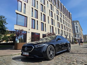 Sadarbībā ar auto nomu «SIXT Latvija» un «Mercedes-Benz E 200 Sedan» apceļojam Latviju 17