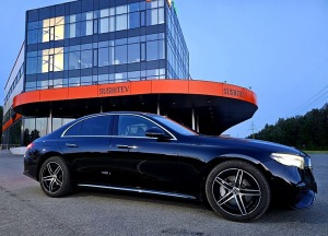 Sadarbībā ar auto nomu «SIXT Latvija» un «Mercedes-Benz E 200 Sedan» apceļojam Latviju 24