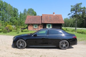 Sadarbībā ar auto nomu «SIXT Latvija» un «Mercedes-Benz E 200 Sedan» apceļojam Latviju 6