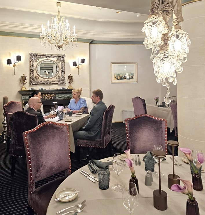 Vecrīgas Michelin saraksta viesnīcas «Grand Palace Hotel» restorāns «Seasons» piedāvā jaunu un izsmalcinātu ēdienkarti Vecrīgas Michelin saraksta viesnīcas «Grand Palace Hotel» restorāns «Seasons» piedāvā jaunu un izsmalcinātu ēdienkarti 373104