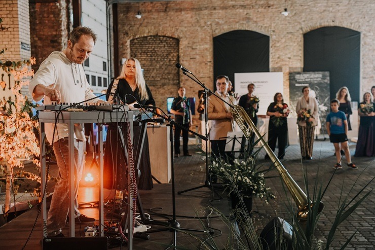Latvijas dzelzceļa vēstures muzejā apskatāma mūzikas instrumentu kolekcijas izstāde «Pieskāriens» Latvijas dzelzceļa vēstures muzejā apskatāma mūzikas instrumentu kolekcijas izstāde «Pieskāriens» 373152