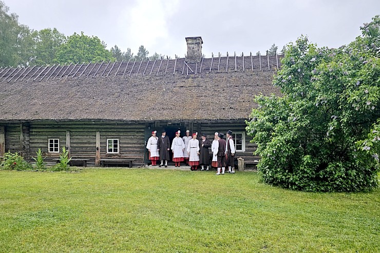 Igaunijas salā apmeklējam Hijumā brīvdabas muzeju 