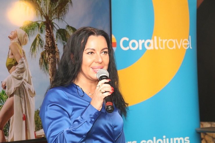 Tūroperators «Coral Travel Latvia» brokastīs iepaz