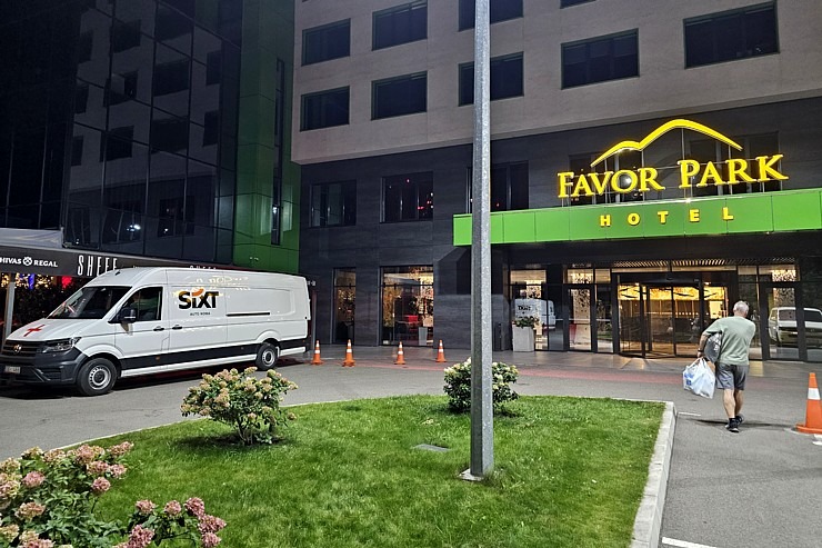 Kijivā nakšņojam viesnīcā «Favor Park Hotel» - Fot