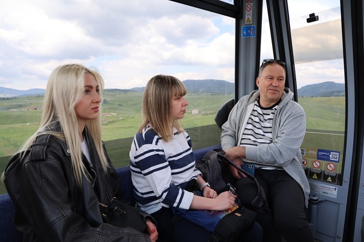 Sadarbībā ar «airBaltic» braucam ar Zlatibor gaisa trošu vagoniņu «Gold Gondola» 9 km garumā 393227