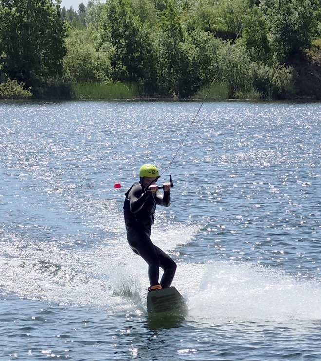Nr.3: Izbaudām «Wakepark Saldus» piedāvājumu pie ainaviskās Sātiņu-Sesiles ūdenskrātuves 393409