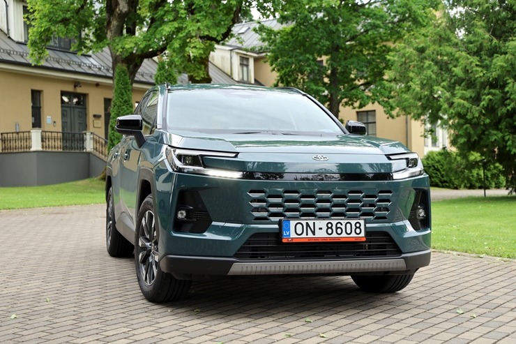 Sadarbībā ar «SIXT Latvia» un «Toyota RAV4» (no 30