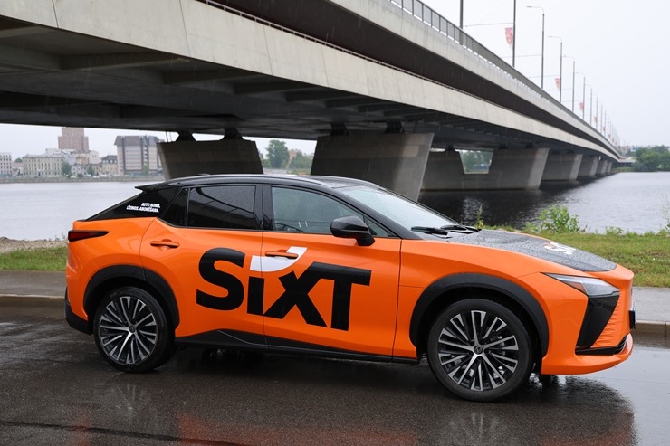 Apceļojam Latviju sadarbībā ar «SIXT Latvia» un «Lexus RZ 500e» (no 850 eiro mēnesī) 396080