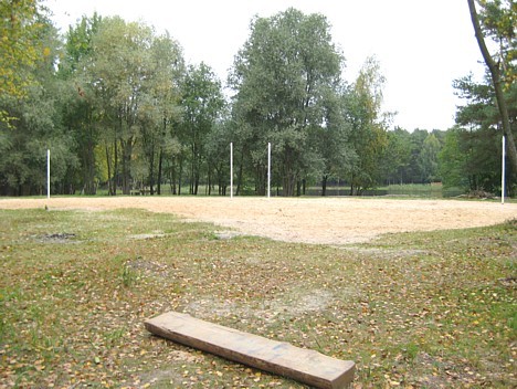 Sporta cienītājiem ir iespēja arī uzspēlēt volejbolu (tikai par tīklu gan jāgādā ir pašiem) 18821