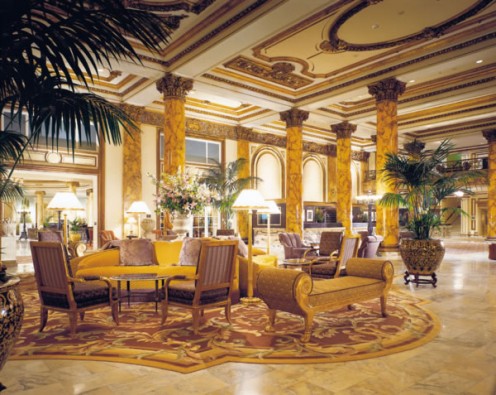 Trešo pozīciju ieņem viesnīca Fairmont (Sanfrancisko), kur 1945.gadā notika 50 pasaules valstu delegātu tikšanās un tika izveidota ANO. Bez tam viesnī Trešo pozīciju ieņem viesnīca Fairmont (Sanfrancisko), kur 1945.gadā notika 50 pasaules valstu delegātu tikšanās un tika izveidota ANO. Bez tam viesnī 18855