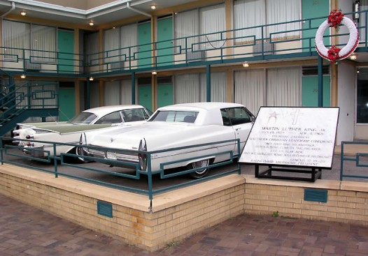 Piektajā pozīcijā ir viesnīca Lorraine Motel, kura atrodas Menfisā (ASV): šeit tika nogalināts Martind Luters Kings Piektajā pozīcijā ir viesnīca Lorraine Motel, kura atrodas Menfisā (ASV): šeit tika nogalināts Martind Luters Kings 18858