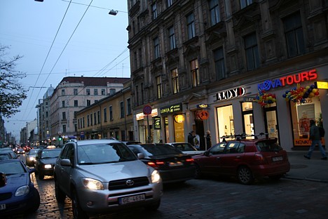 Vakardien (17.10.2007) tūroperators Novatours atklāja jaunu ceļojumu biroju Rīgā 18935