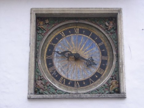 Svētā Gara baznīcas pulkstenis, celtne no 14. gs 19061