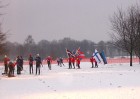 Kvalitatīvi sagatavotajā slēpošanas trasē savus spēkus izmēģināja sešu valstu pārstāvji - no Zviedrijas, Norvēģijas, Baltkrievijas, Igaunijas, Somijas 3