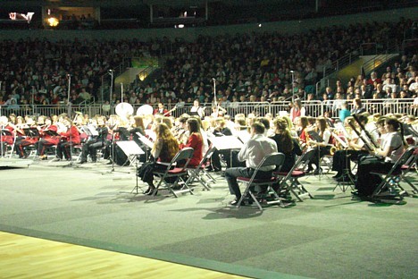 Koncertā piedalījās arī 5 pūtēju orķestri 21281