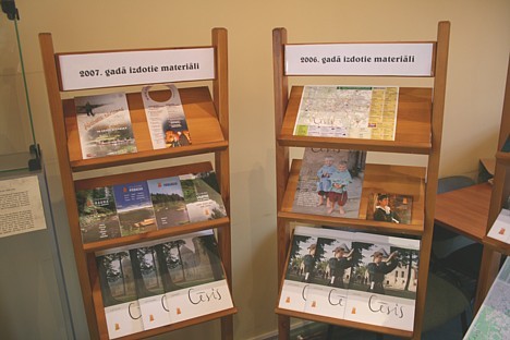 Cēsu TIC darbinieki labprāt pastāstīs par savu vēsturi un Cēsu rajona ievērojamākām vietām, labākajām viesu mājām un izklaides vietām Cēsu TIC darbinieki labprāt pastāstīs par savu vēsturi un Cēsu rajona ievērojamākām vietām, labākajām viesu mājām un izklaides vietām 22012