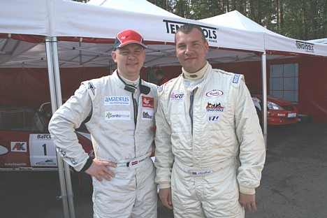 Egons Lapiņš (Honda) un Jānis Kārkliņš (BMW) pārstāv Spice Racing Team - www.srt.lv 22090
