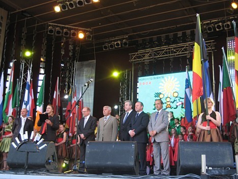 Svētku oficiālā uzruna 22746