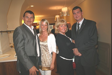 Aigars Smiltāns (Latvia Tours), Ilze Riņķe (Monika Centrum Hotels), Iveta Eltermane (Monika Centrum Hotels) un Juris Zudovs (Reval Hotels) Aigars Smiltāns (Latvia Tours), Ilze Riņķe (Monika Centrum Hotels), Iveta Eltermane (Monika Centrum Hotels) un Juris Zudovs (Reval Hotels) 22843