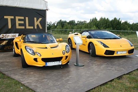 Sporta luksus automašīnu prezentācija 23664