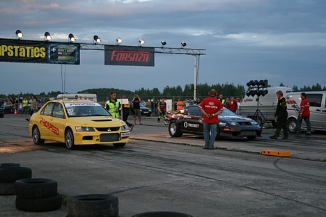 Spēcīgas automašīnas ir igauņiem, bet Latvija visas cerības lika uz pagājušā gada Baltijas čempionu Ilmāru Zausajevu ar Audi S2 23919