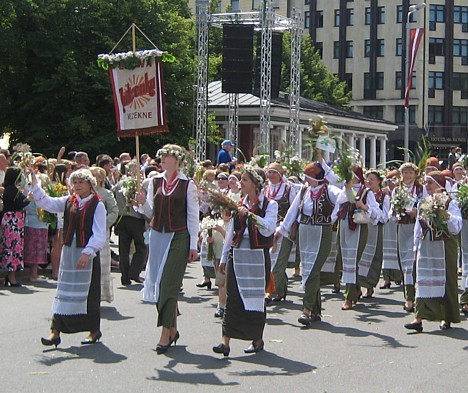 20080707-dziesmu sveetku gaajiens2 006 24374